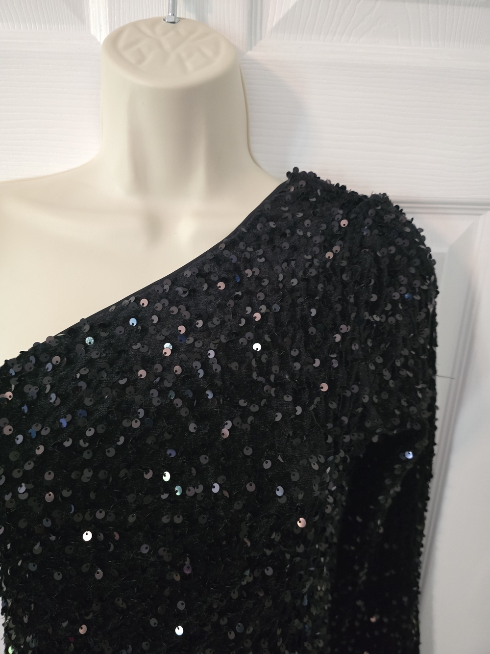 Fashion Nova Black One-Shoulder Sequin Mini Dress with Feather Trim - Picture 3 of 7